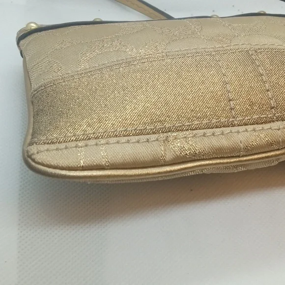 COACH SIGNATURE STUD WRISTLET - Picture 8 of 10
